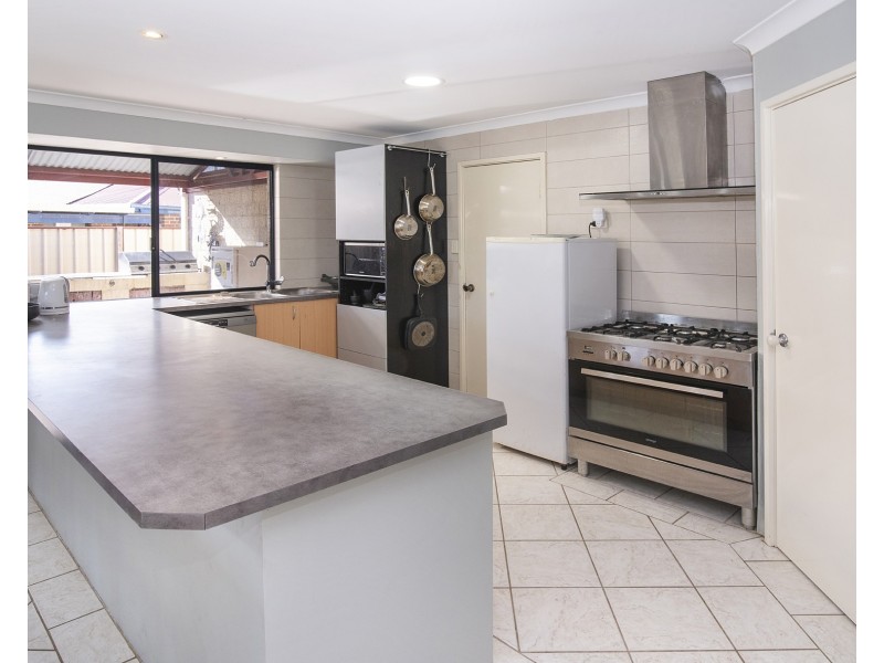 156 College Avenue, West Busselton WA 6280