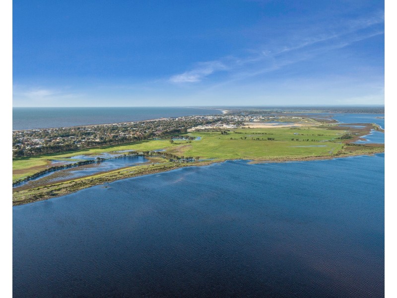 Lot 7 Layman Road, Geographe WA 6280