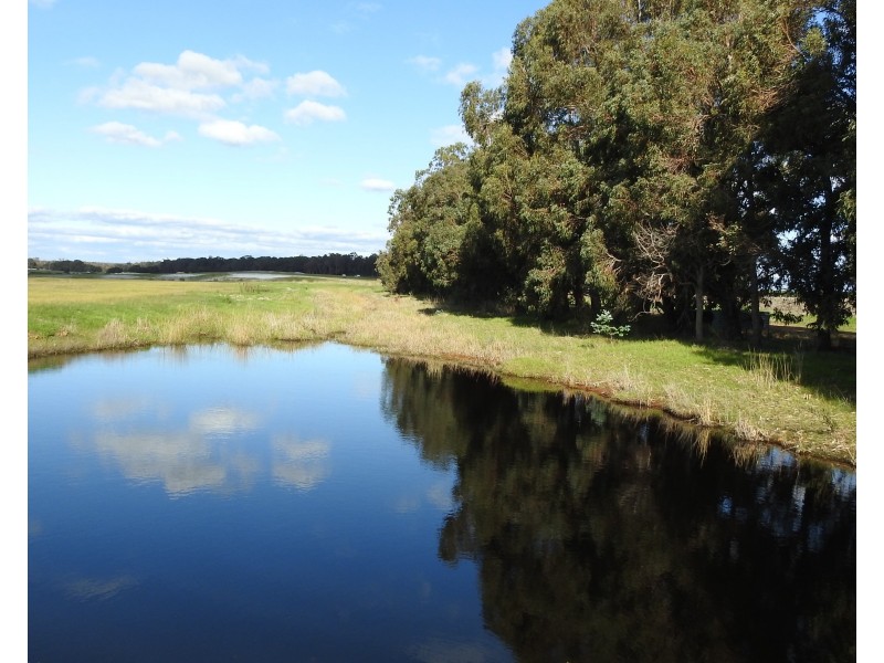 70 & 71 Payne, Kaloorup WA 6280