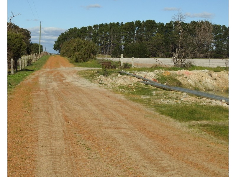 70 & 71 Payne, Kaloorup WA 6280