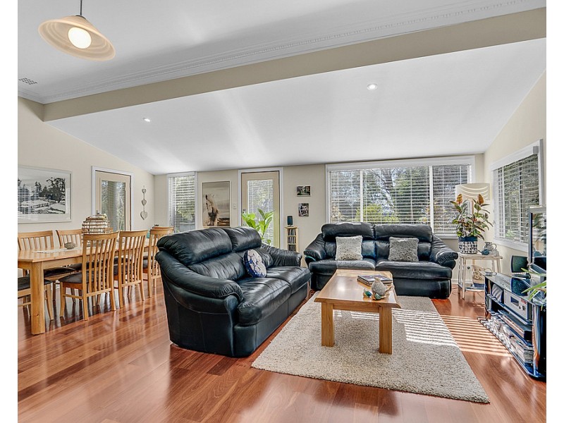 64 Espinos Road, Sabina River WA 6280