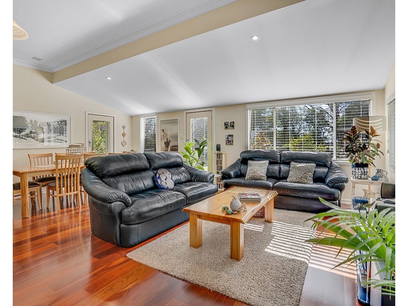 64 Espinos Road, Sabina River WA 6280