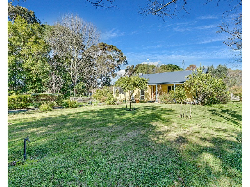 64 Espinos Road, Sabina River WA 6280