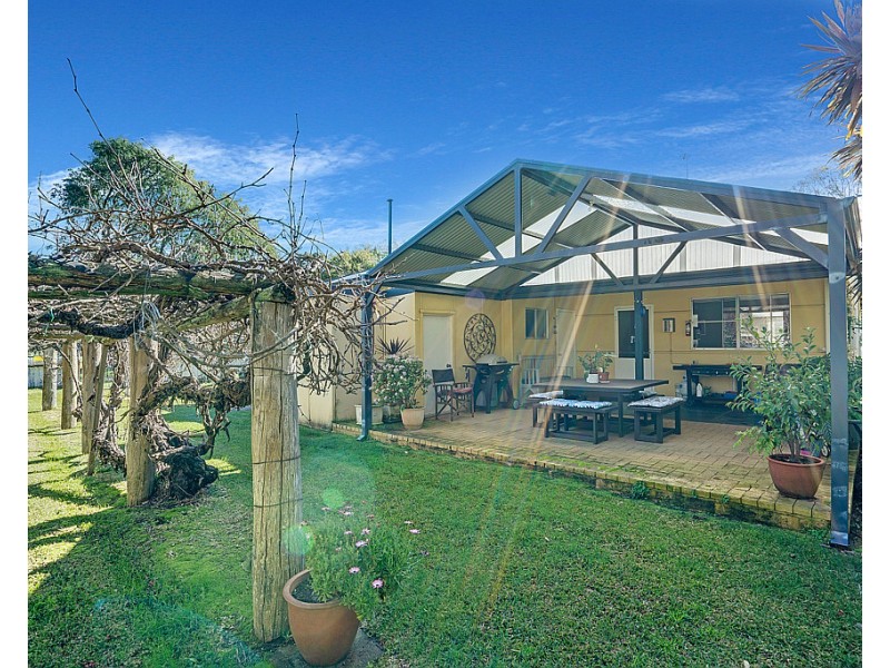 64 Espinos Road, Sabina River WA 6280