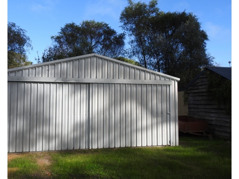 64 Espinos Road, Sabina River WA 6280