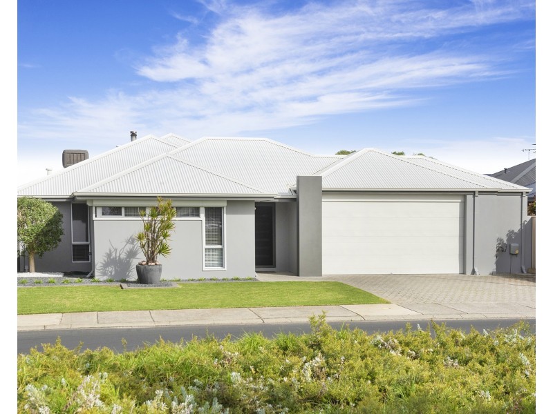 42 Bell Drive, Broadwater WA 6280