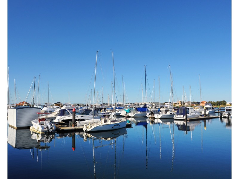 16 Lanyard Boulevard, Geographe WA 6280