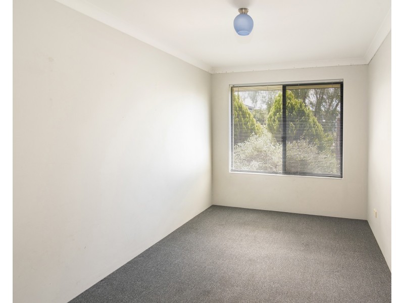 2 Woollybush Turn, Broadwater WA 6280