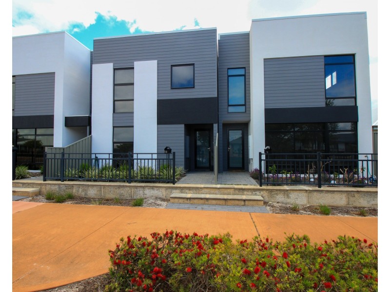 13 Mackerel Avenue, Kealy WA 6280