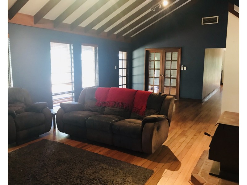 9 Hornibrook Road, Dalyellup WA 6230