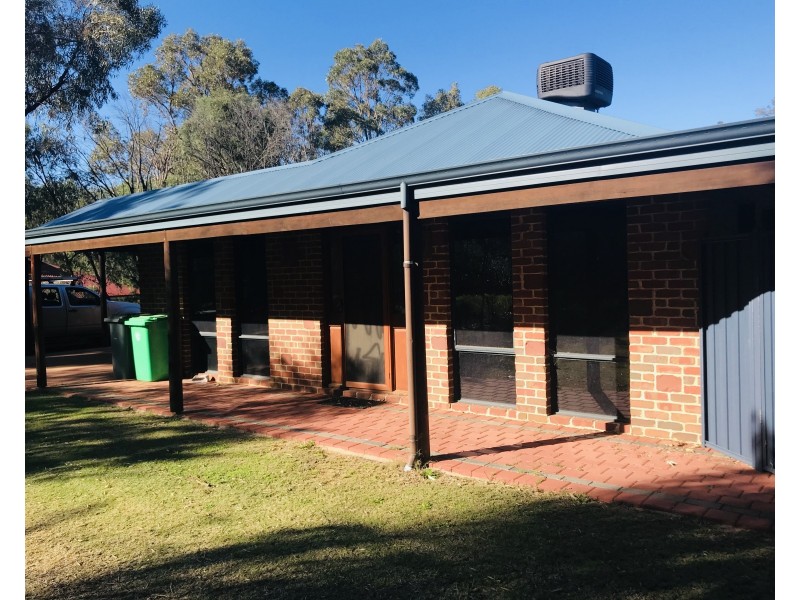 9 Hornibrook Road, Dalyellup WA 6230