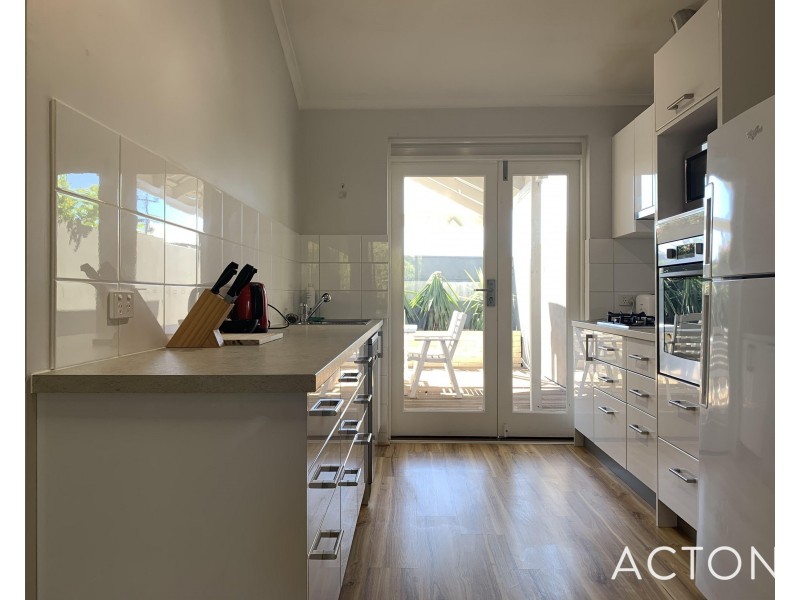 11/12 Austral Parade, East Bunbury WA 6230