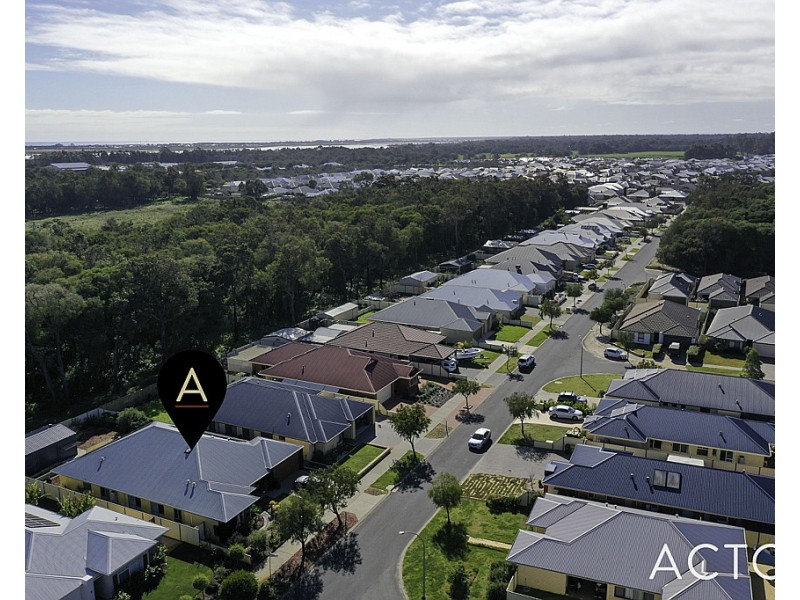 62 Santons Approach, Yalyalup WA 6280