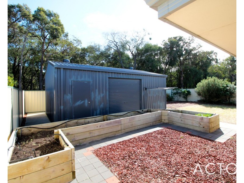 62 Santons Approach, Yalyalup WA 6280