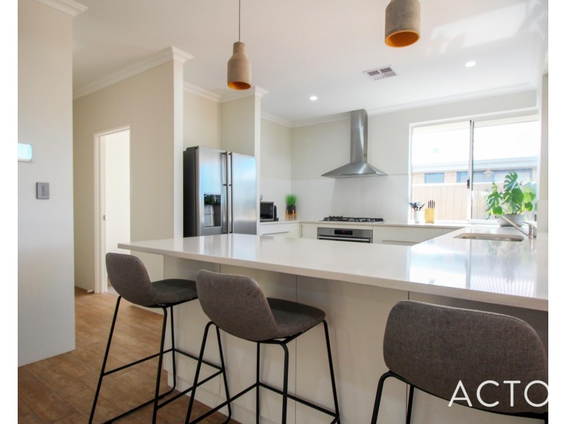 11 Rivergum Way, Glen Iris WA 6230