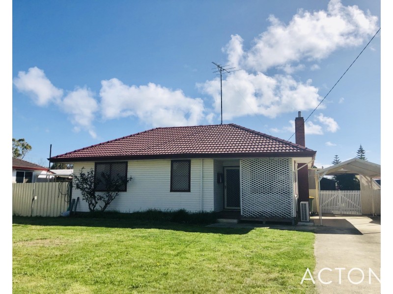 8 Hales Street, Carey Park WA 6230