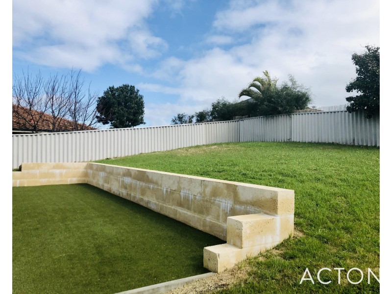 310 Ocean Drive, Withers WA 6230