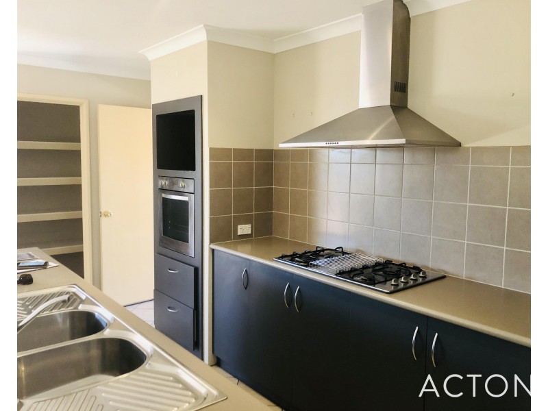 12 Koonak Street, Dalyellup WA 6230