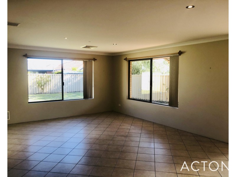 12 Koonak Street, Dalyellup WA 6230