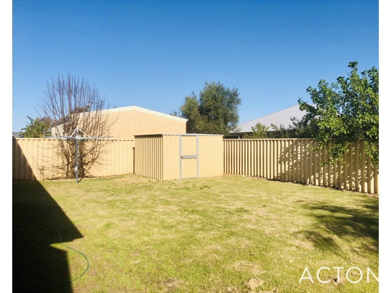 12 Koonak Street, Dalyellup WA 6230
