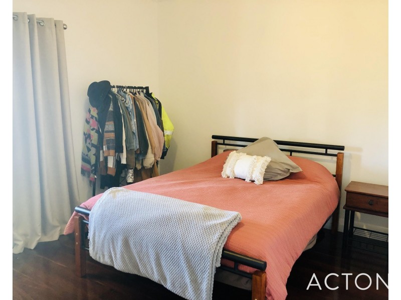 18 Gibbs Street, Carey Park WA 6230