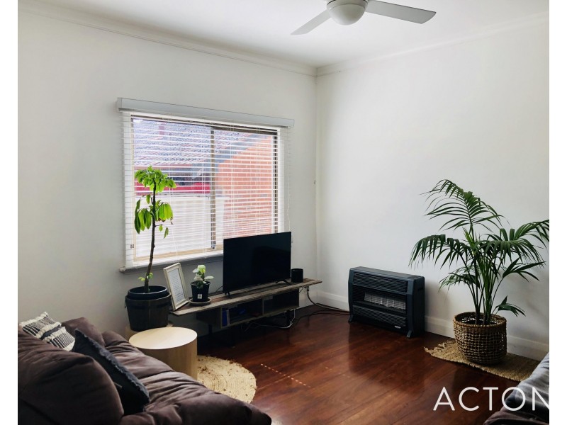 18 Gibbs Street, Carey Park WA 6230