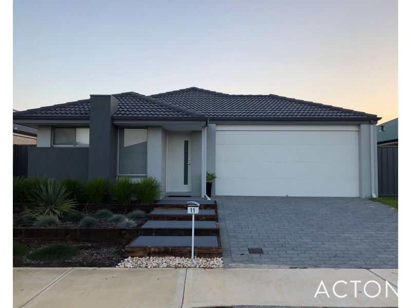 11 Toulon Way, Yalyalup WA 6280