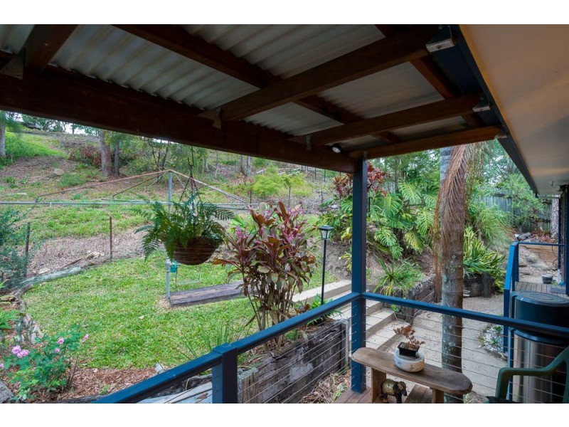 8 Suzen Court, Mooloolah Valley QLD 4553