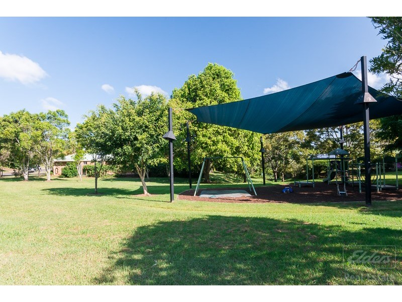 1/9 Hakea Avenue, Maleny QLD 4552