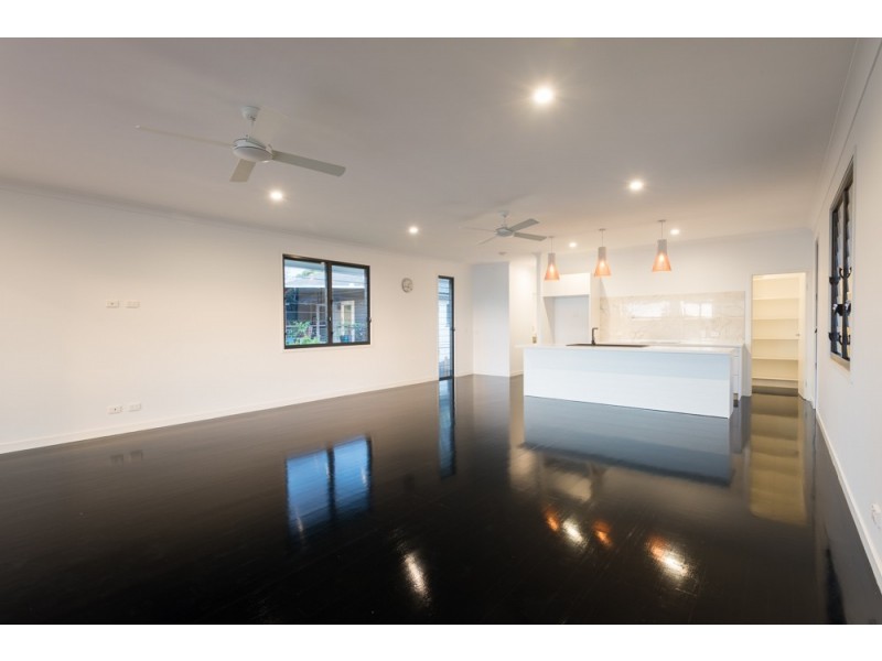 28 Royal Parade, Alderley QLD 4051