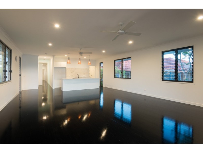 28 Royal Parade, Alderley QLD 4051