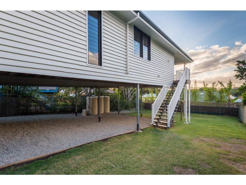 28 Royal Parade, Alderley QLD 4051