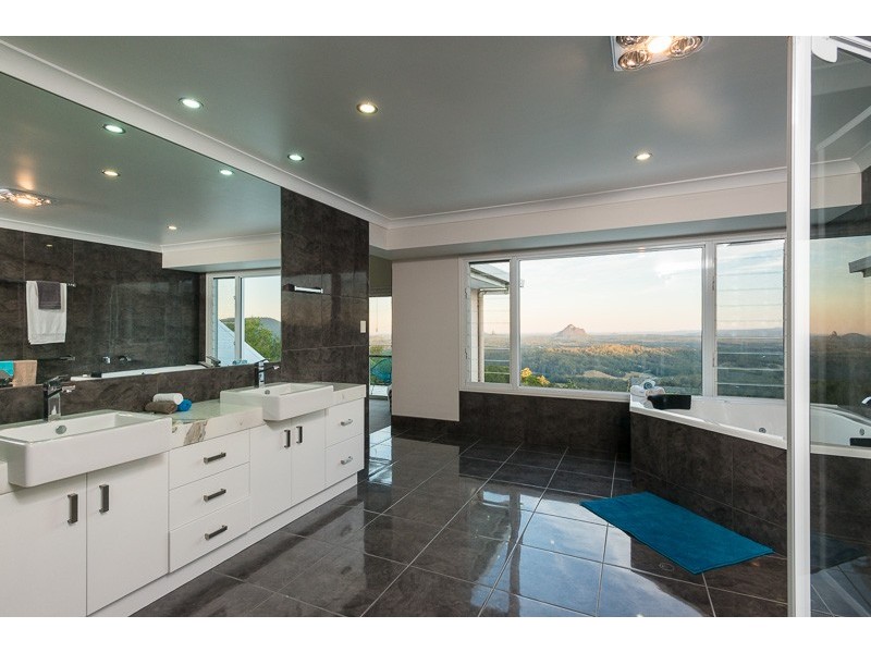 511 Mountain View Road, Maleny QLD 4552