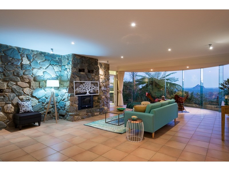 511 Mountain View Road, Maleny QLD 4552