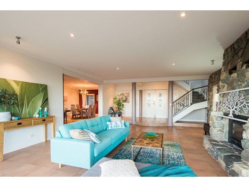 511 Mountain View Road, Maleny QLD 4552