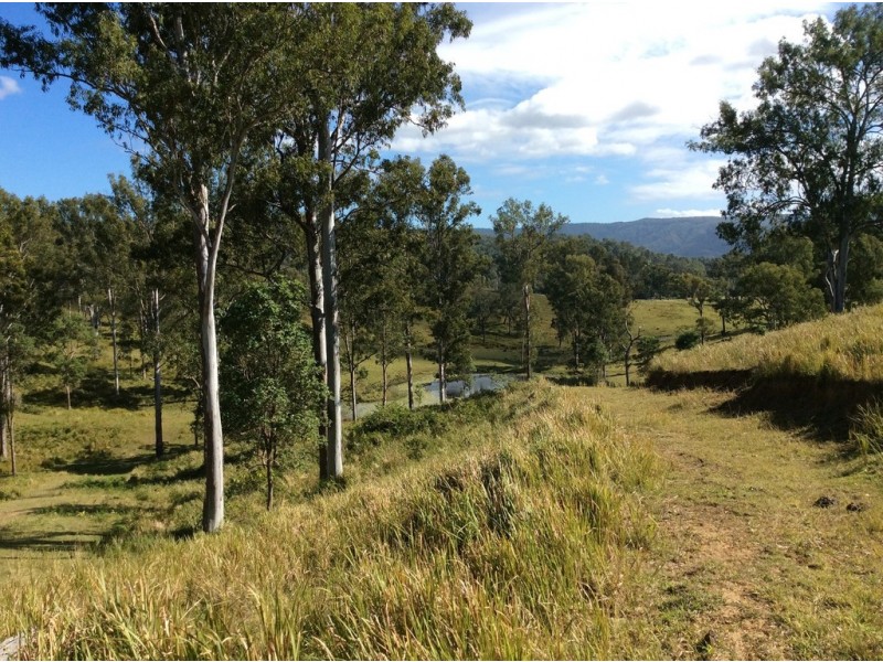 2/948 Aherns Road, Conondale QLD 4552