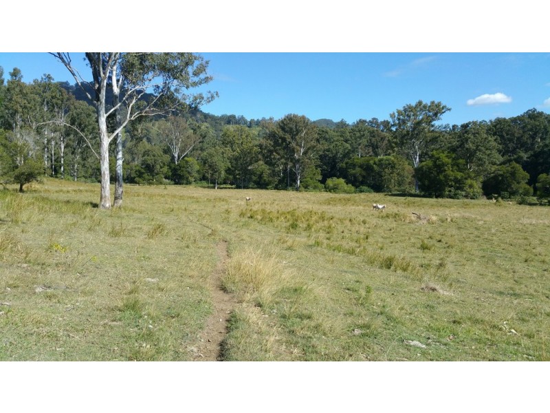 2/948 Aherns Road, Conondale QLD 4552