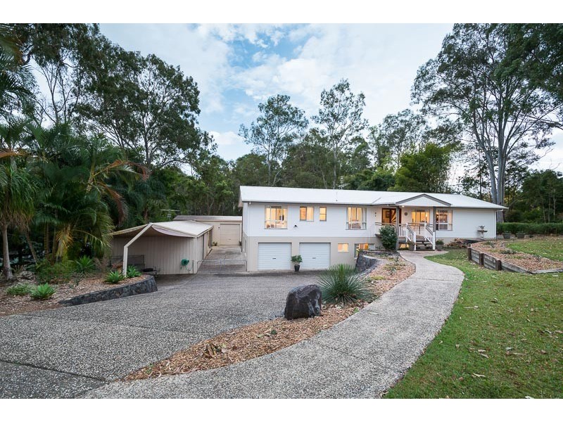 3 Upper Rosemount Road, Rosemount QLD 4560
