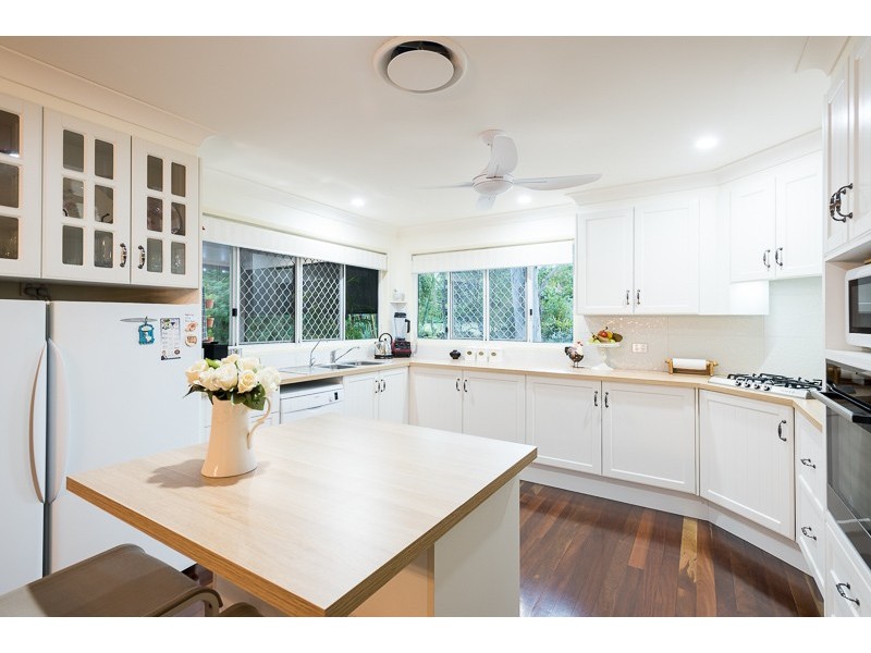 3 Upper Rosemount Road, Rosemount QLD 4560