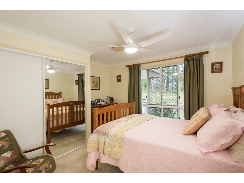 3 Upper Rosemount Road, Rosemount QLD 4560
