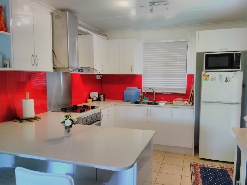 2/43 Mary Cairncross Avenue, Maleny QLD 4552