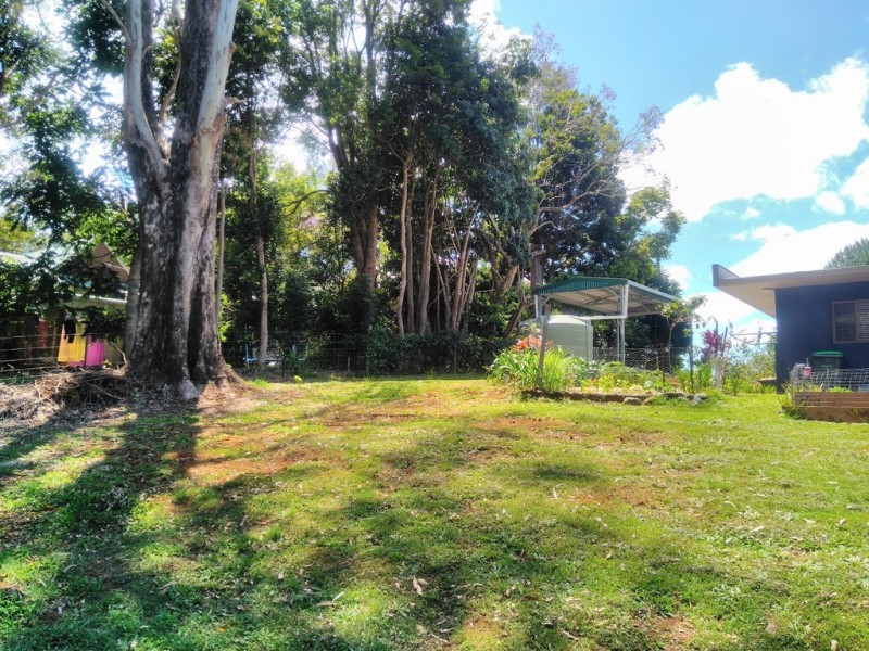 2/43 Mary Cairncross Avenue, Maleny QLD 4552