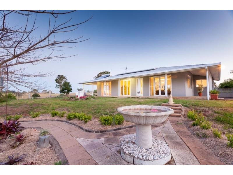 95 McCarthy Road, Maleny QLD 4552