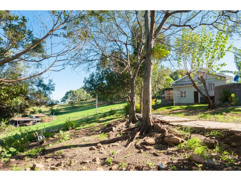 424 Dulong Road, Dulong QLD 4560