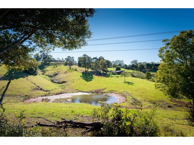 424 Dulong Road, Dulong QLD 4560