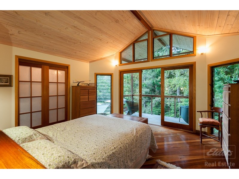 196 Broken Bridge Road, Conondale QLD 4552