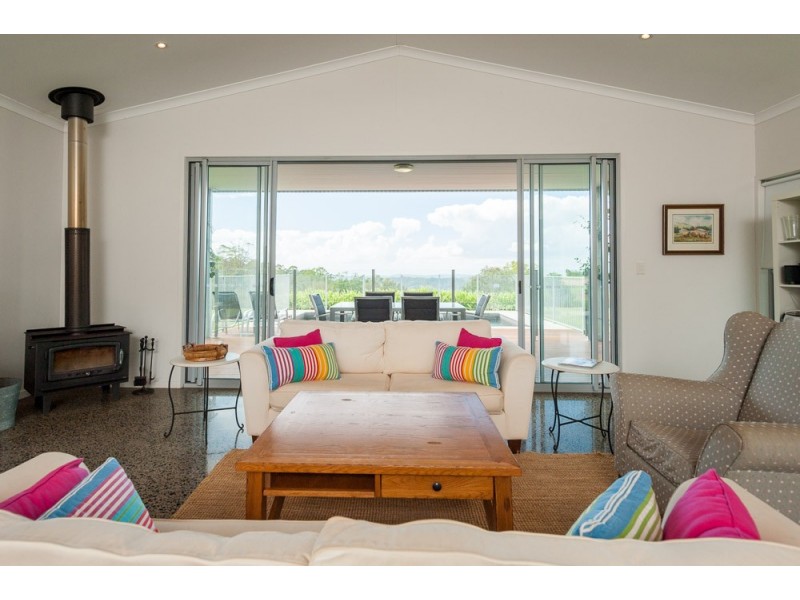 440 Dulong Road, Dulong QLD 4560