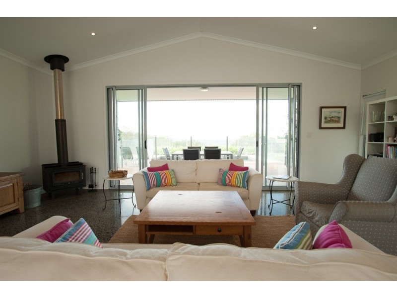 440 Dulong Road, Dulong QLD 4560