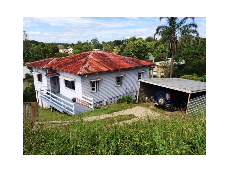 13 TEAK STREET, Maleny QLD 4552