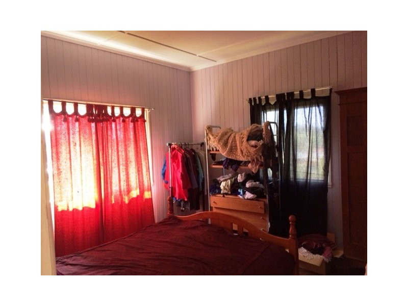 13 TEAK STREET, Maleny QLD 4552